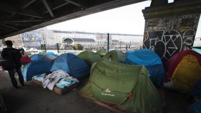 la repartition des places d accueil pour refugies en france
