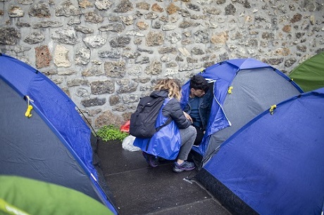 Urgence humanitaire : il faut s’asseoir à la même table