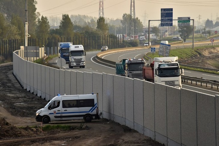 mur de Calais